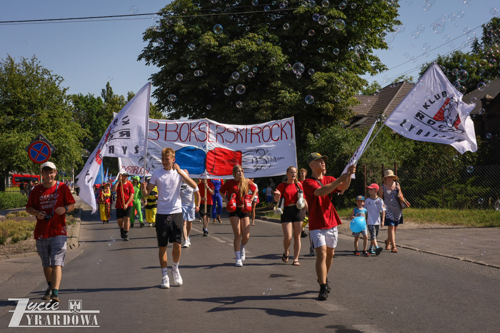 Parada otwierająca Święto Lnu