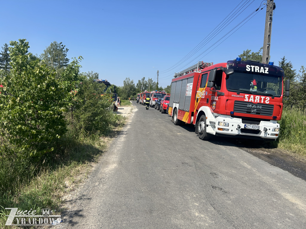 Płonęła hala z odpadami pod Mszczonowem