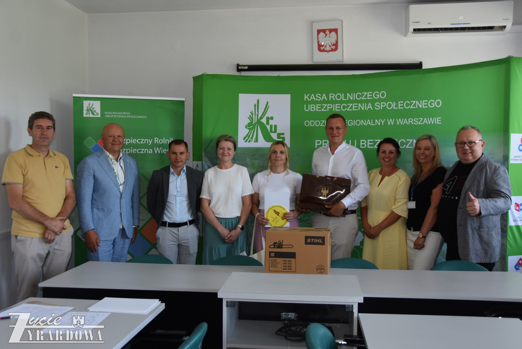 Monika i Paweł Łasica nagrodzeni za bezpieczne gospodarstwo
