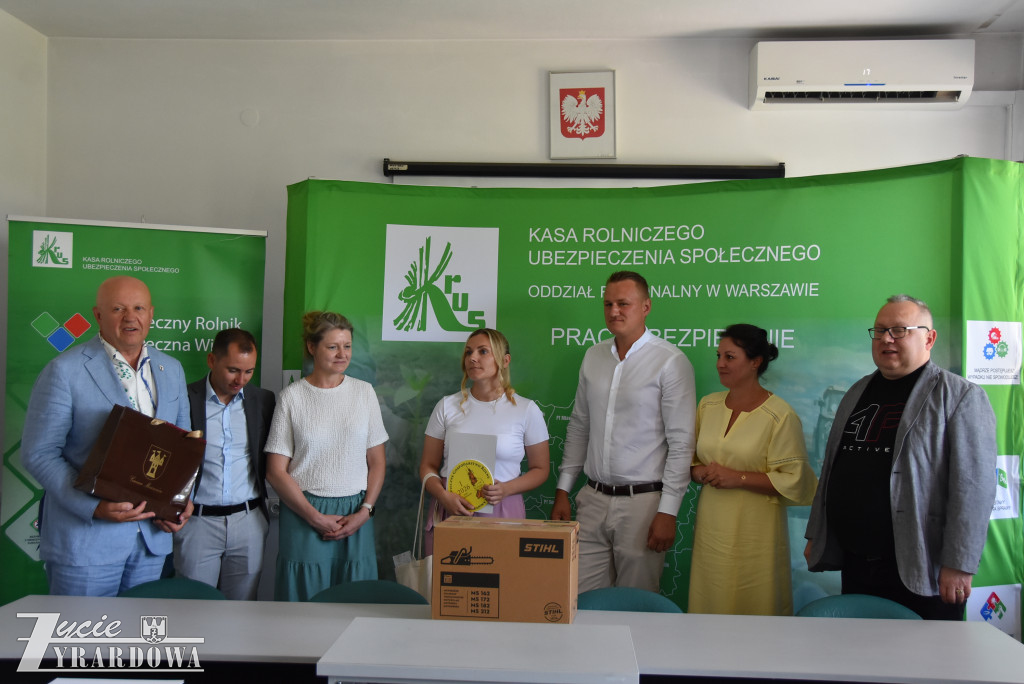 Monika i Paweł Łasica nagrodzeni za bezpieczne gospodarstwo