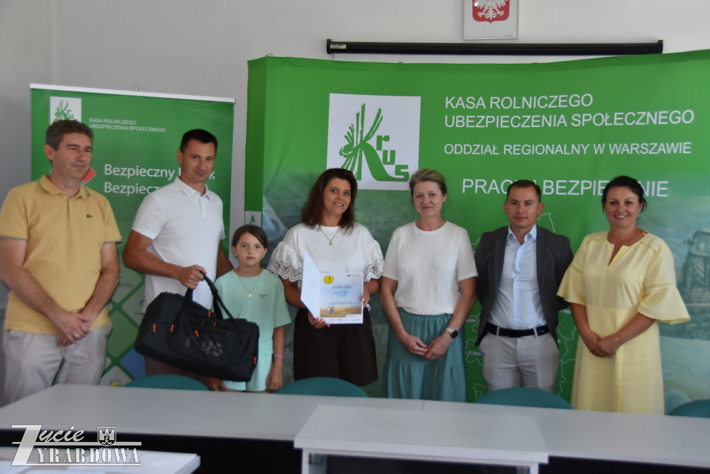 Monika i Paweł Łasica nagrodzeni za bezpieczne gospodarstwo