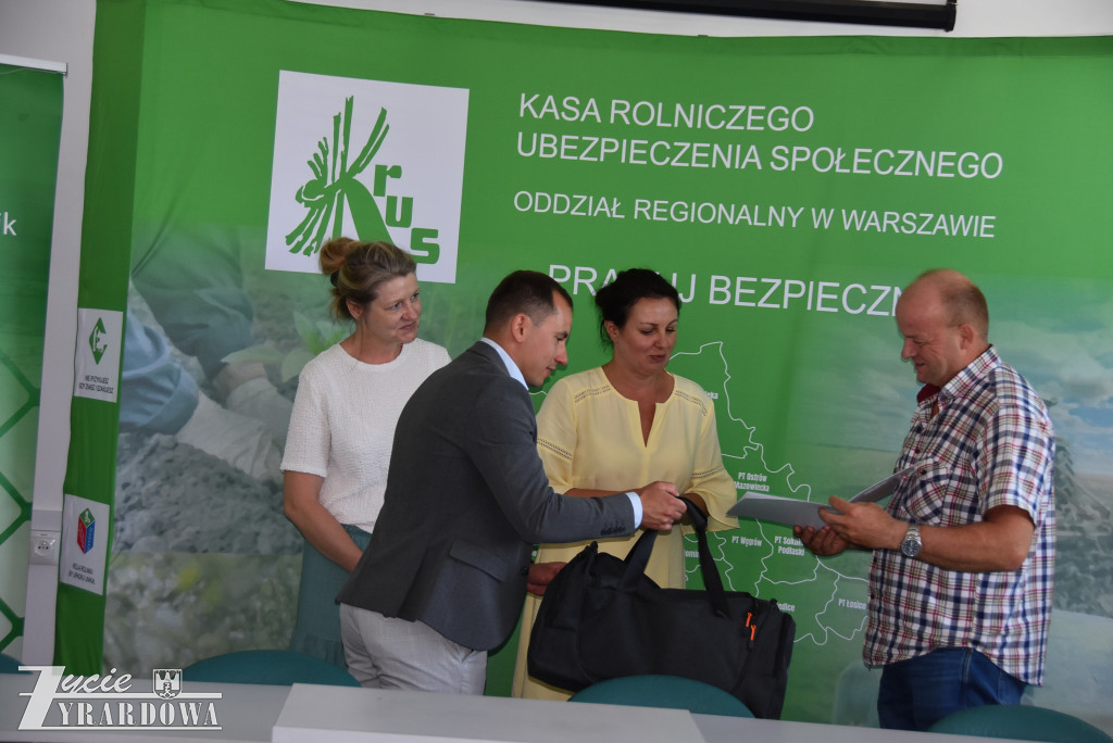 Monika i Paweł Łasica nagrodzeni za bezpieczne gospodarstwo