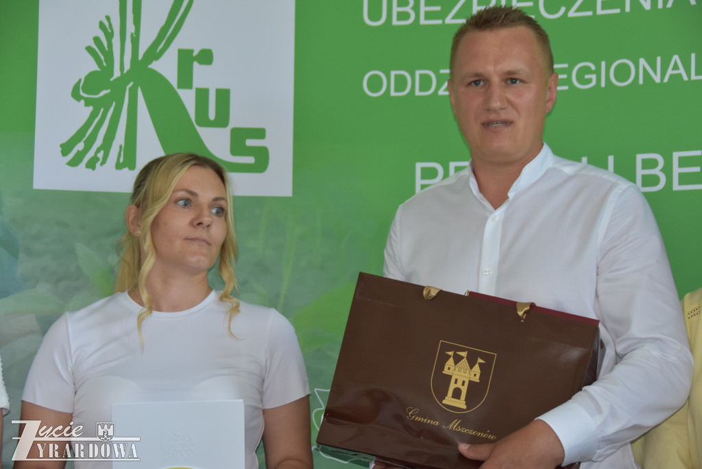Monika i Paweł Łasica nagrodzeni za bezpieczne gospodarstwo