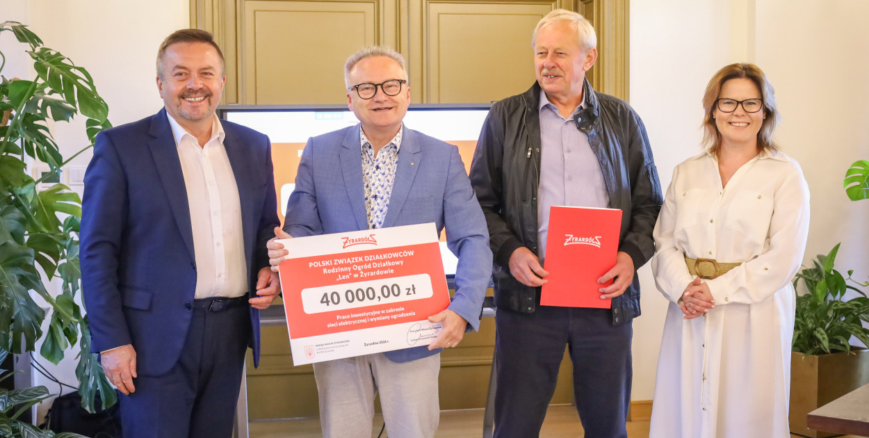 Wsparcie dla ROD w Żyrardowie – podpisano umowy