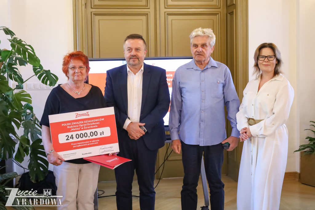 Wsparcie dla ROD w Żyrardowie – podpisano umowy