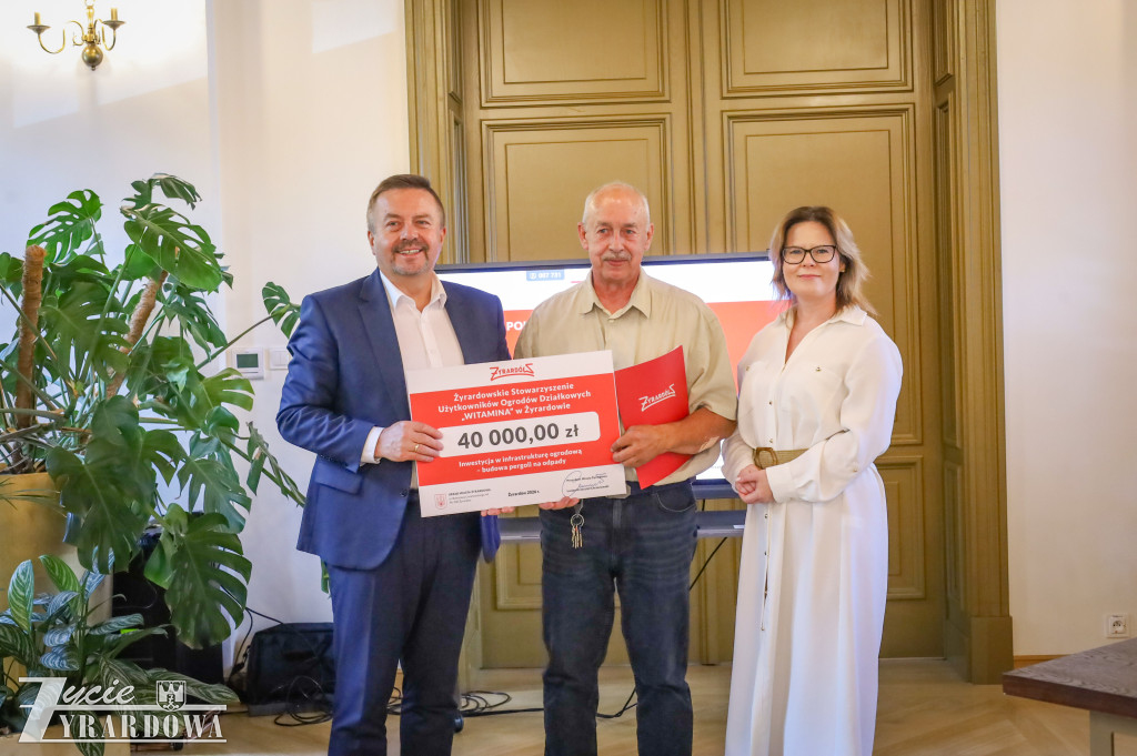 Wsparcie dla ROD w Żyrardowie – podpisano umowy