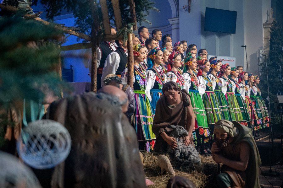 arch. Państwowego Zespołu Ludowego Pieśni i Tańca Mazowsze im. Tadeusza Sygietyńskiego