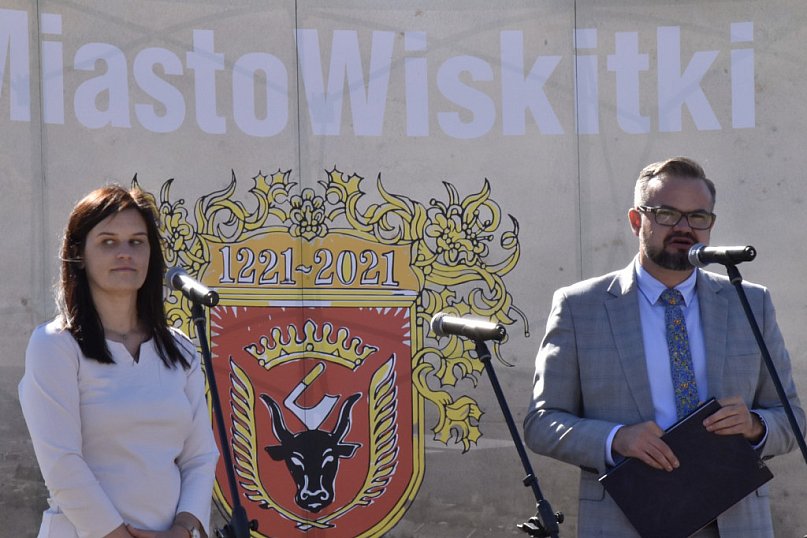 &lt;strong&gt;Narodowy wieszcz zagościł w centrum Miasta Wiskitki&lt;/strong&gt;