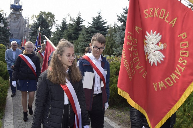 Wielki jubileusz Szkoły Podstawowej w Guzowie