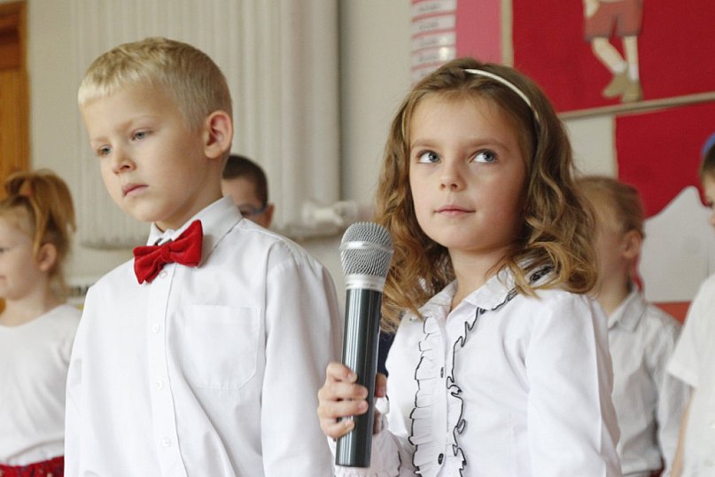 Przedszkolaki z "10" kochają Polskę z całych sił