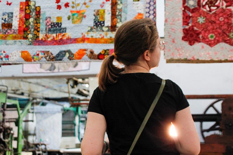 Patchworki i zwiedzanie Muzeum Lniarstwa