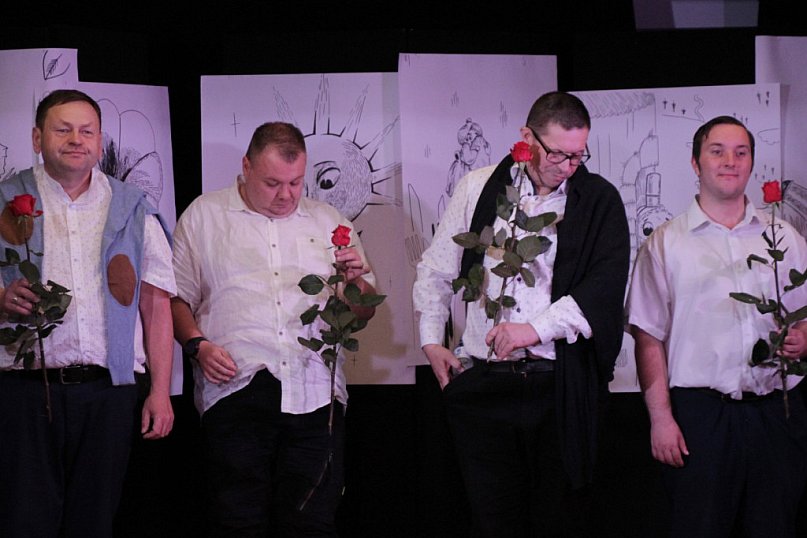 Wielka premiera spektaklu "Rodzicielska Smycz"