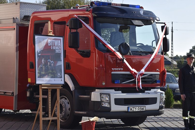 OSP Zbiroża ma nowego członka w strażackiej rodzinie