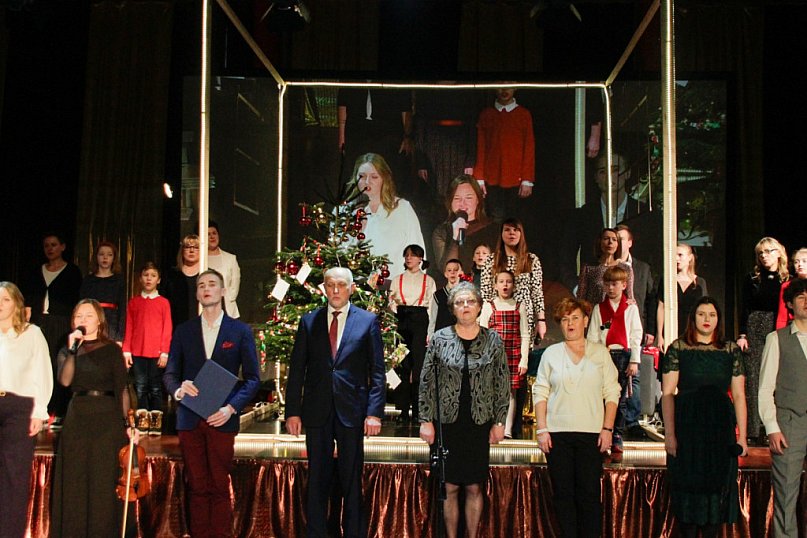 Szkoła w Międzyborowie. Sto lat pełne wspomnień i sukcesów