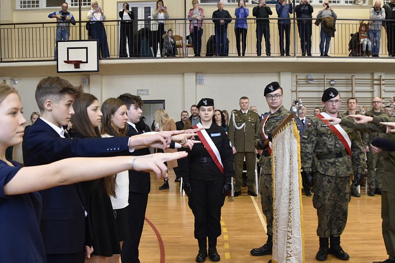 Ślubowanie w szkole wysokich lotów