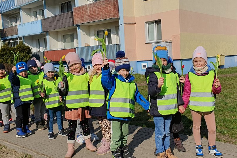 Dzieci z Przedszkola nr 8 celebrowały Dzień Kobiet w piękny sposób