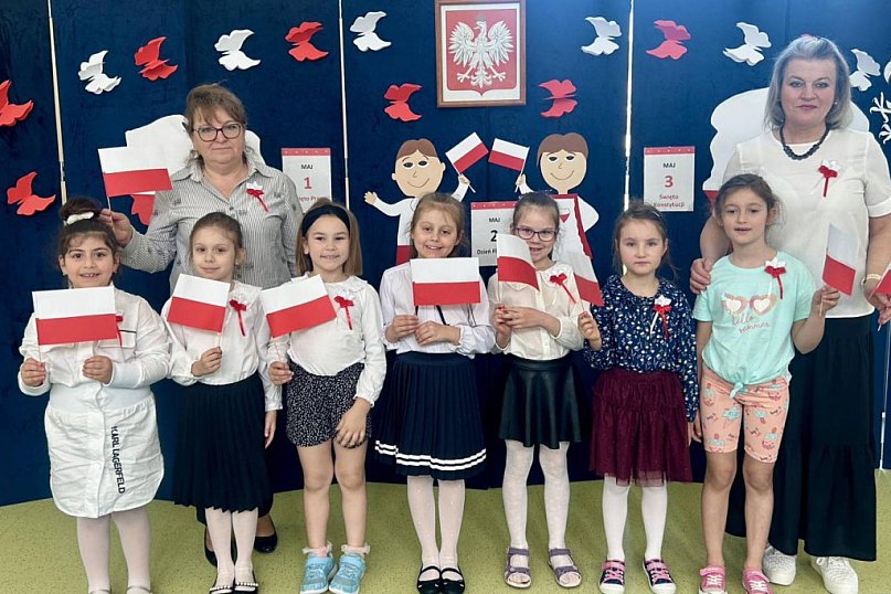 Patriotyczny apel w Miejskim Przedszkolu nr 6 w Żyrardowie