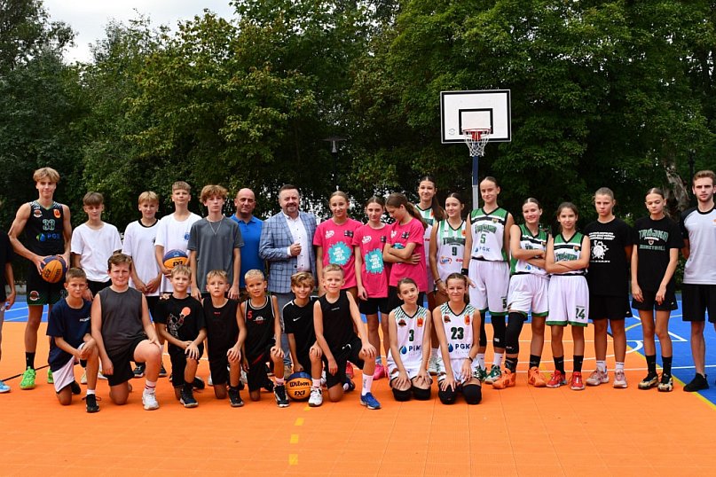 Koszykarze już przetestowali nowe boisko wielofunkcyjne