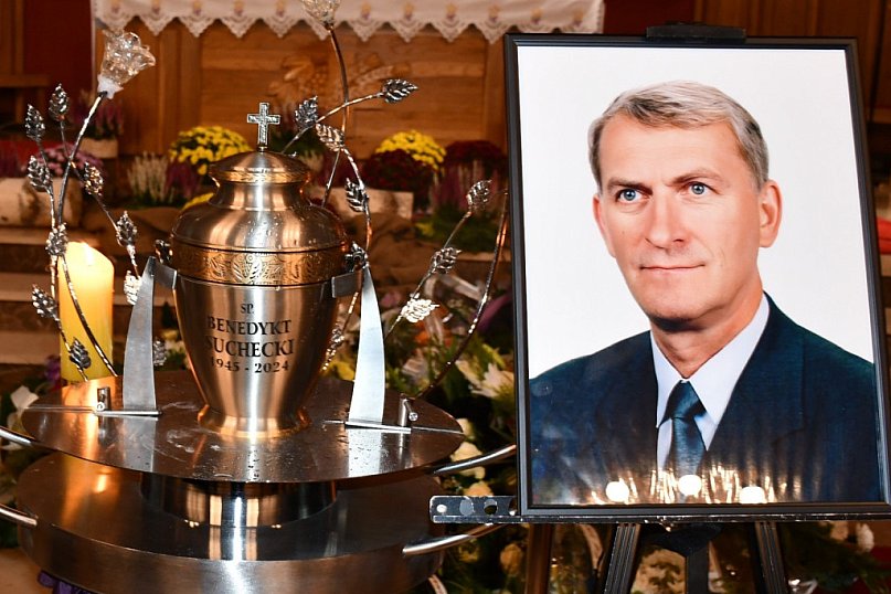 Blisko tysiąc osób żegnało Posła Ziemi Żyrardowskiej