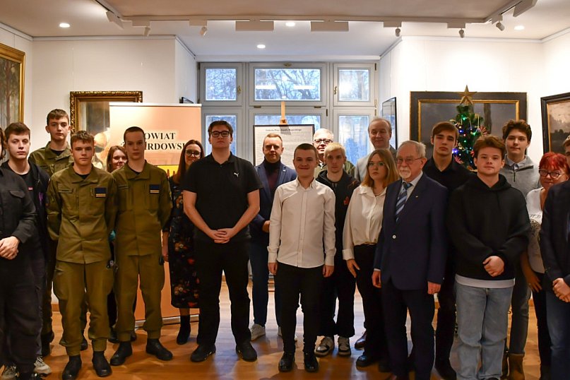 Finał XIII edycji konkursu historycznego &quot;Gdzie są kwiaty z tamtych lat&quot;