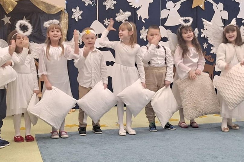 Przedszkolne Jasełka i Zimowe Występy w Miejskim Przedszkolu nr 6