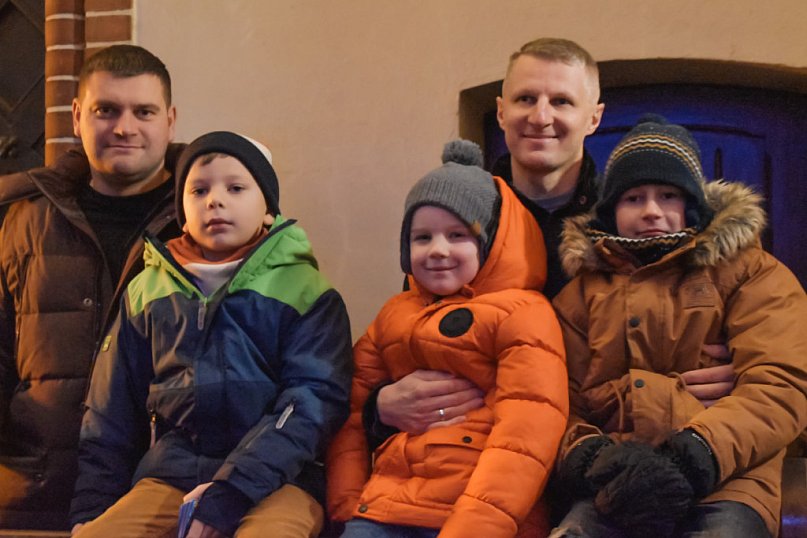 Kolędowanie z zespołem Enej