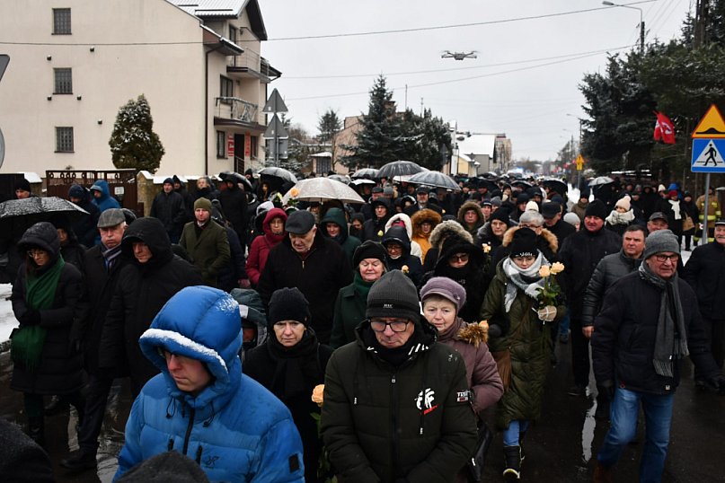 Burmistrza Józefa Grzegorza Kurek żegnało ponad tysiąc osób