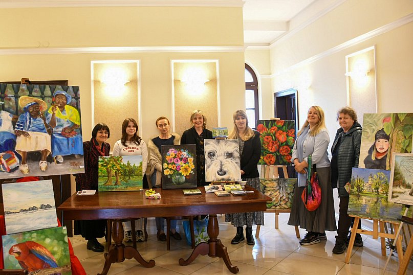 Kiermasz sztuki w Resursie