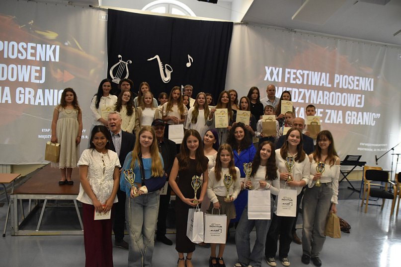 Festiwal Piosenki Międzynarodowej w Międzyborowie