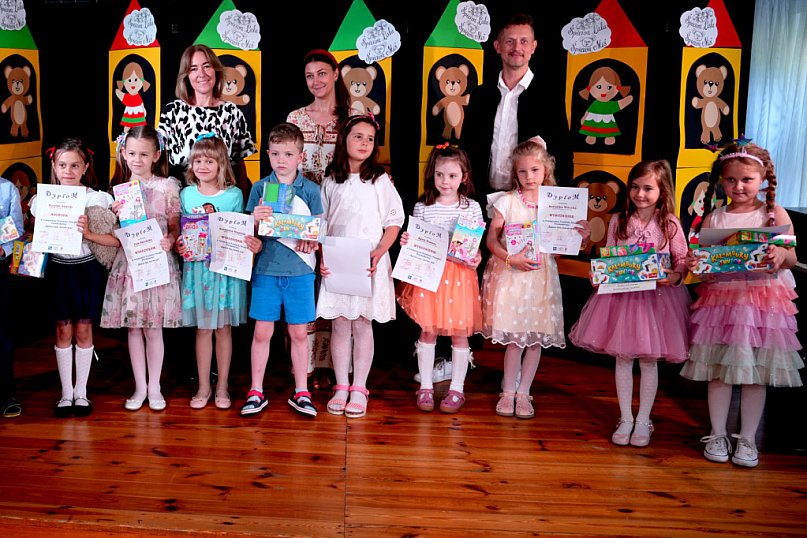 Śpiewa lala, śpiewa miś