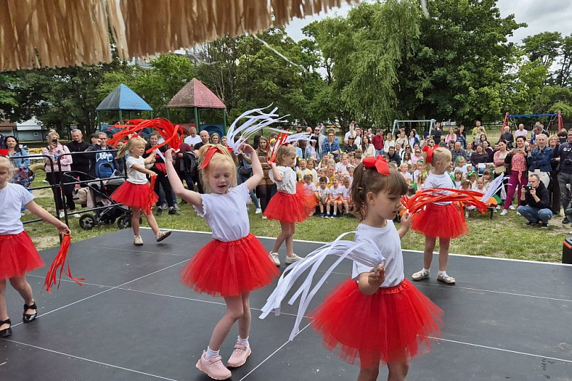 Rodzinny Piknik Pełen Radości w Przedszkolu nr 8