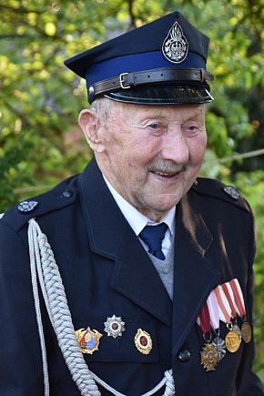 Stulatek z Grabiny najstarszym strażakiem w Polsce-3512