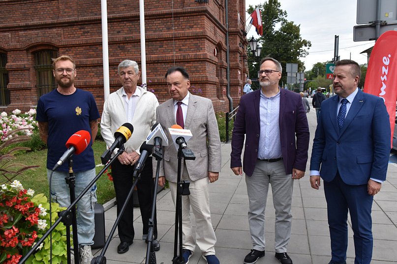 W BOM jest duża konkurencja - trzeba głosować