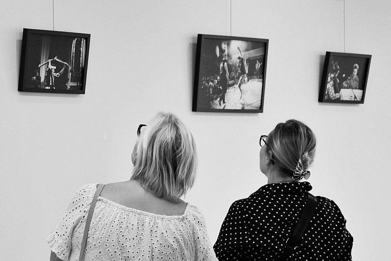 „Między dźwiękami” – muzyka zatrzymana w kadrze