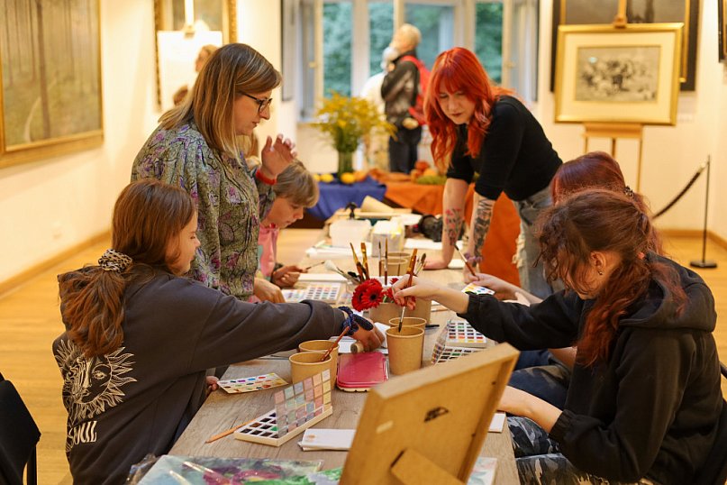 Młodzież odkrywa świat akwareli