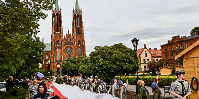 Dzień Flagi Rzeczypospolitej Polskiej w Żyrardowie-44135