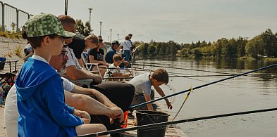 Rekordowy wędkarski „Dzień Dziecka"-44486