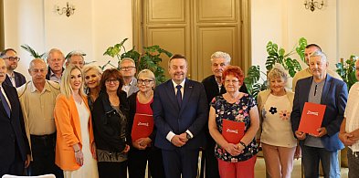 Nowe bramy, nowe alejki, nowe możliwości – inwestycje w ROD-ach-44818