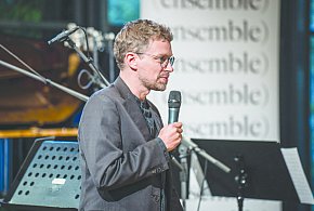 Tutaj nie ma granicy pomiędzy sceną a widownią-45231