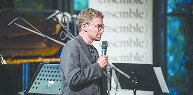 Tutaj nie ma granicy pomiędzy sceną a widownią-45231