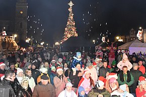 Mikołajki z Gwiazdami w Wiskitkach w bajkowej scenerii-3979