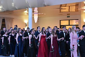 Bal studniówkowy „Elektryka” – matura już za symboliczne 100 dni-4094