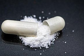 Salmonella w popularnym suplemencie. „Nie należy spożywać”-46120