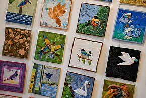 Wystawa patchworków „Ptasi Świat”