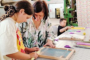 Chcesz nauczyć się tkactwa, haftu lub patchworku? Zapraszamy do Muzeum Lniarstwa