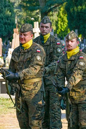 Żyrardów pamięta i oddaje cześć bohaterom-3600