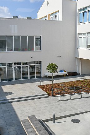 Dziecięca radość wypełniła mury „Trójki”-3610