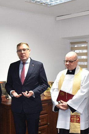 Poseł Maciej Małecki otworzył swoje biuro w Żyrardowie-4078