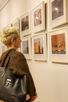 Wystawa Moment Street 2024 Photo Awards-4096