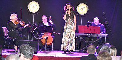 Jaktorów „Walentynki” w rytmie paryskich ulic